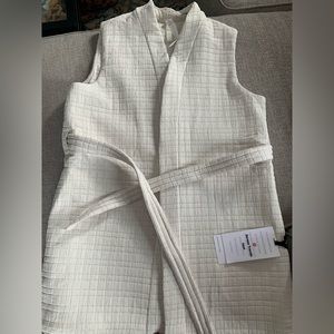 Lululemon serene travels vest